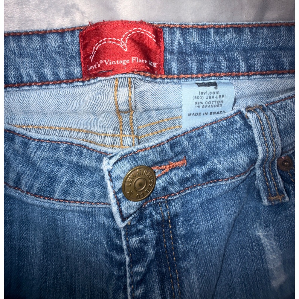 Levis Vintage‎ Flare 572 Jeans Womens 14M Light Wash Blue Distressed Mid Rise - Picture 2 of 11